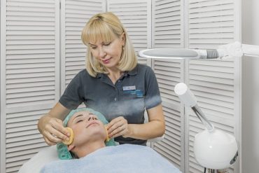 FacialCosmetics cosmetic facial treatment facial care cleansing skin acne treatment Zurich Enge by dermatologist