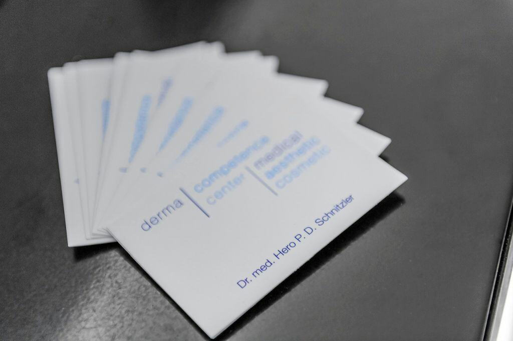 Kontaktdaten von Dr. Hero Schnitzler